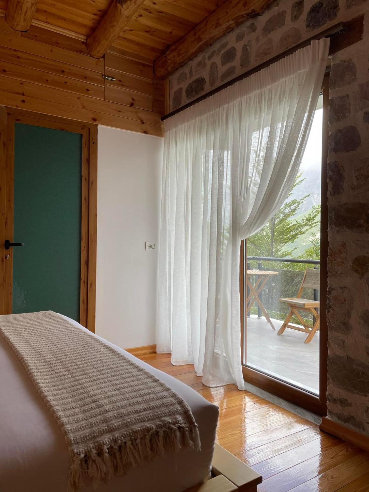 Valter & Drita'S Guesthouse Theth Luaran gambar