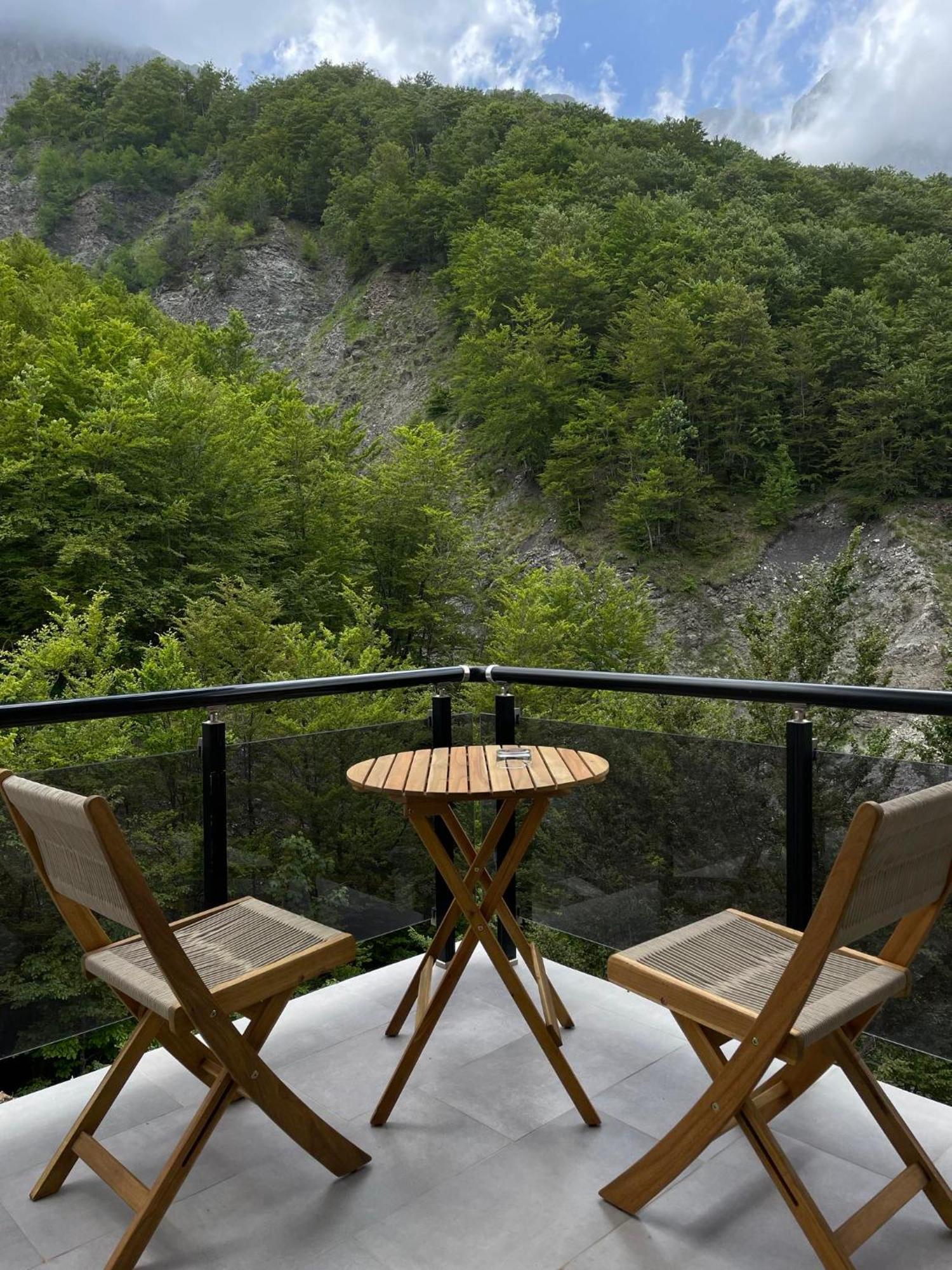 Valter & Drita'S Guesthouse Theth Luaran gambar