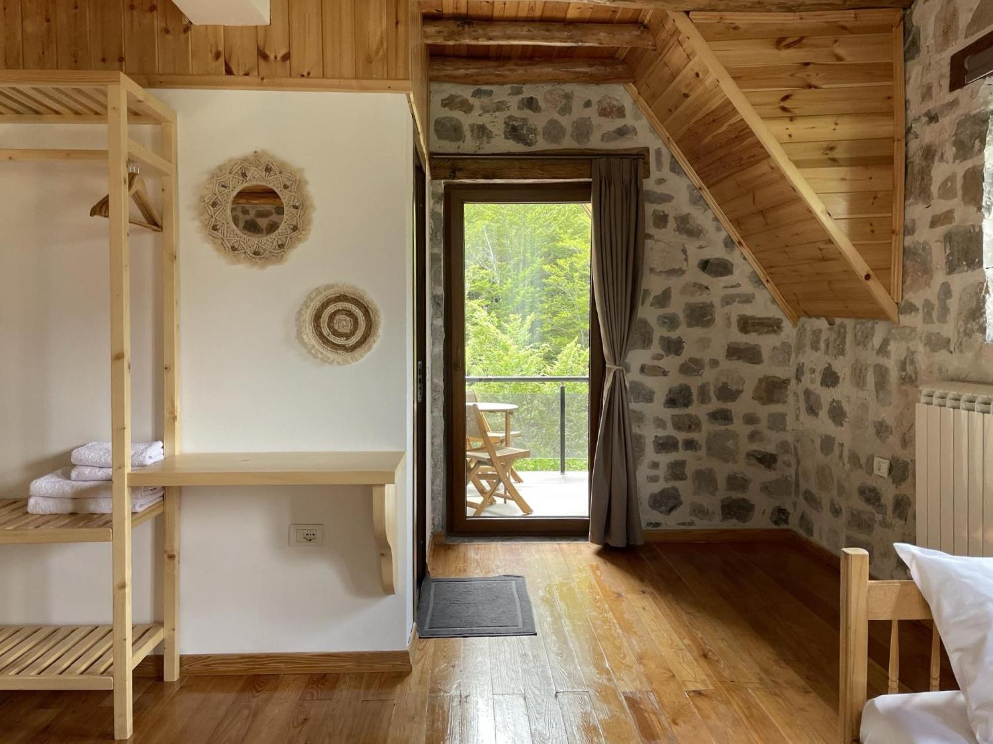 Valter & Drita'S Guesthouse Theth Luaran gambar