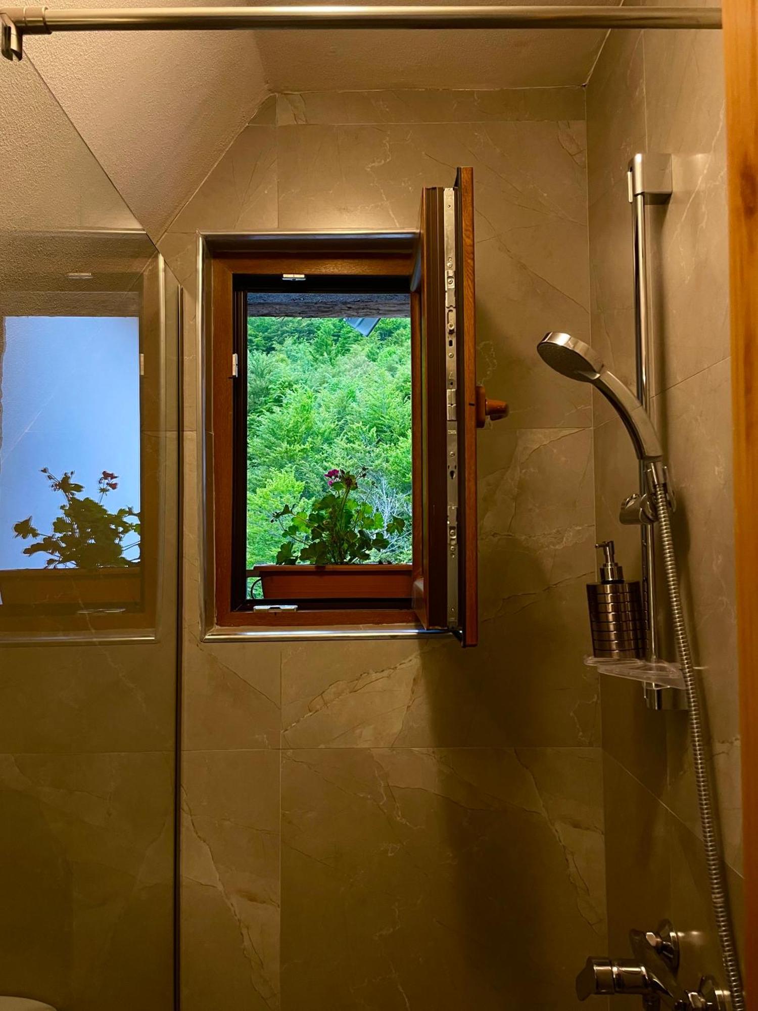 Valter & Drita'S Guesthouse Theth Luaran gambar