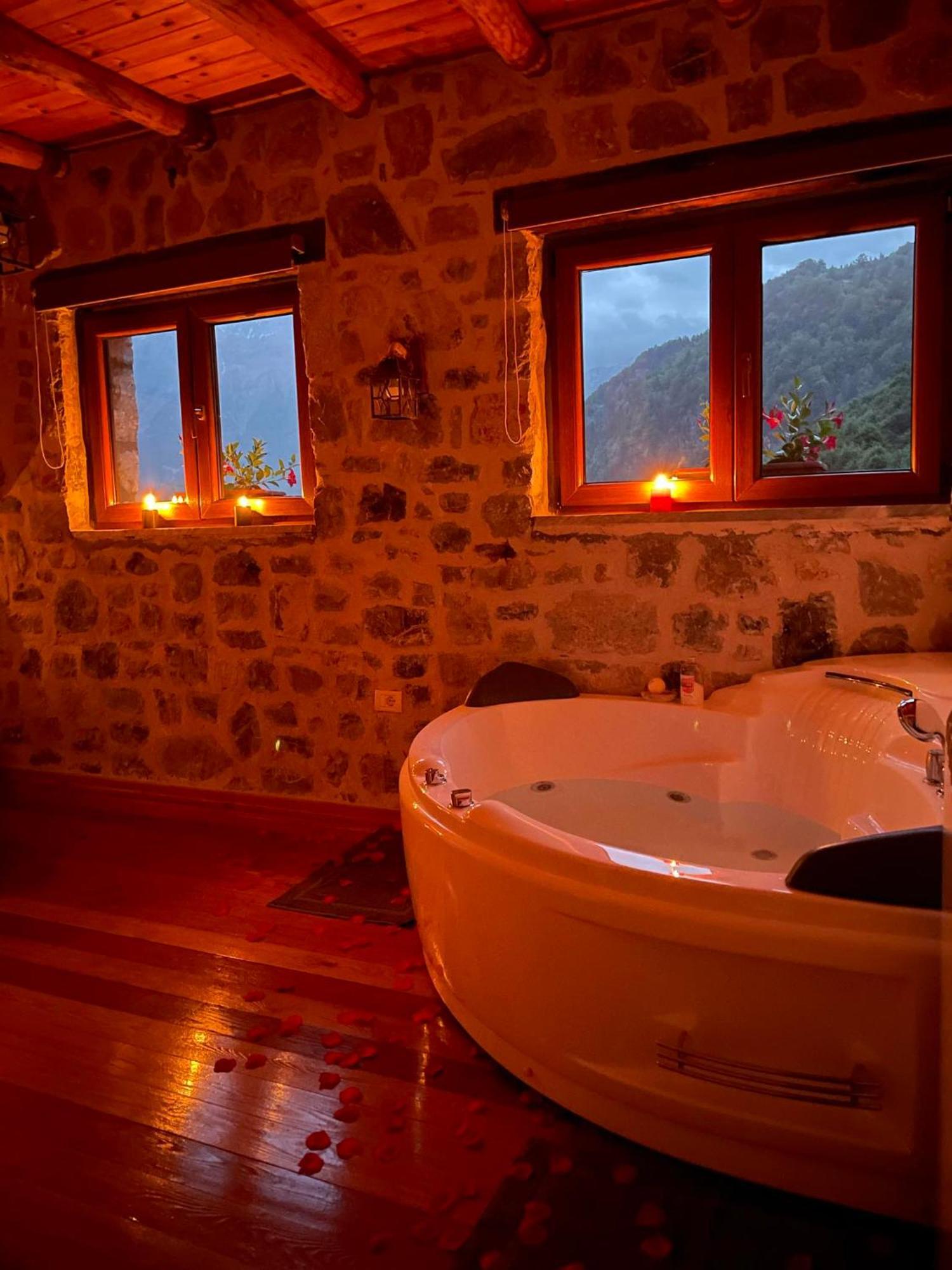 Valter & Drita'S Guesthouse Theth Luaran gambar